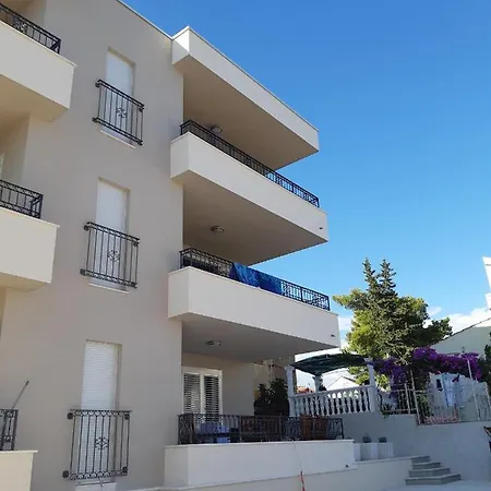 Lizzi. Apartament