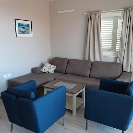 Lizzi. Apartament Trogir
