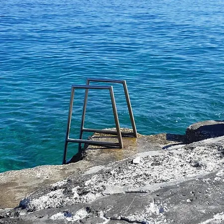 Lizzi. Trogir