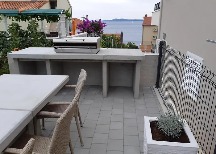 Lizzi. Apartment *