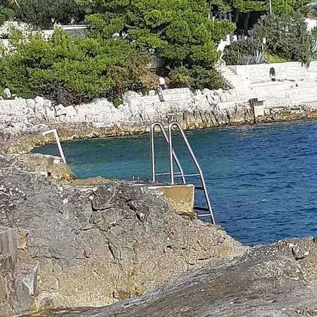 Lizzi. Trogir