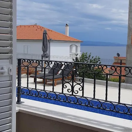 Lizzi. Apartman